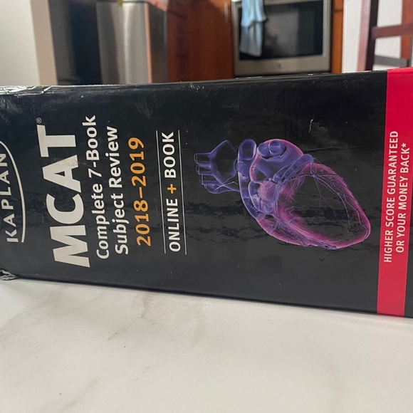 MCAT Kaplan 7-Subject Review Books 📚 - Picture 5 of 5